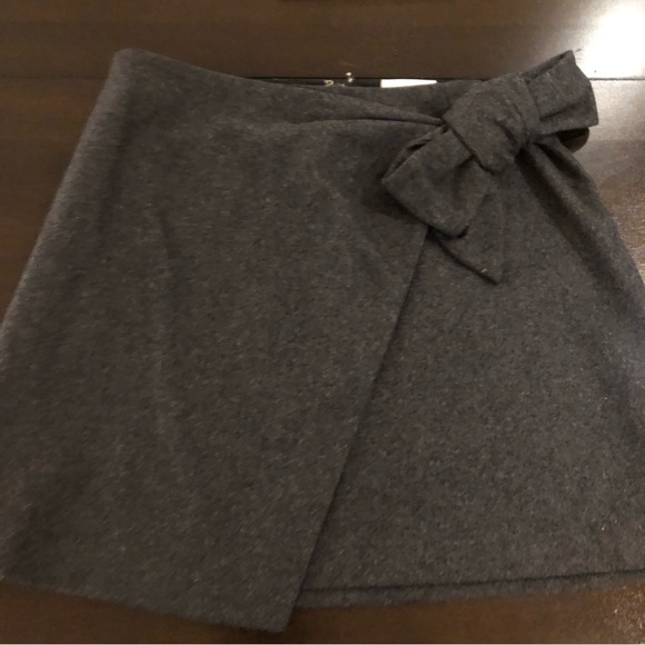 ☘️Wilfred front tie mini skirt☘️ - Picture 7 of 8